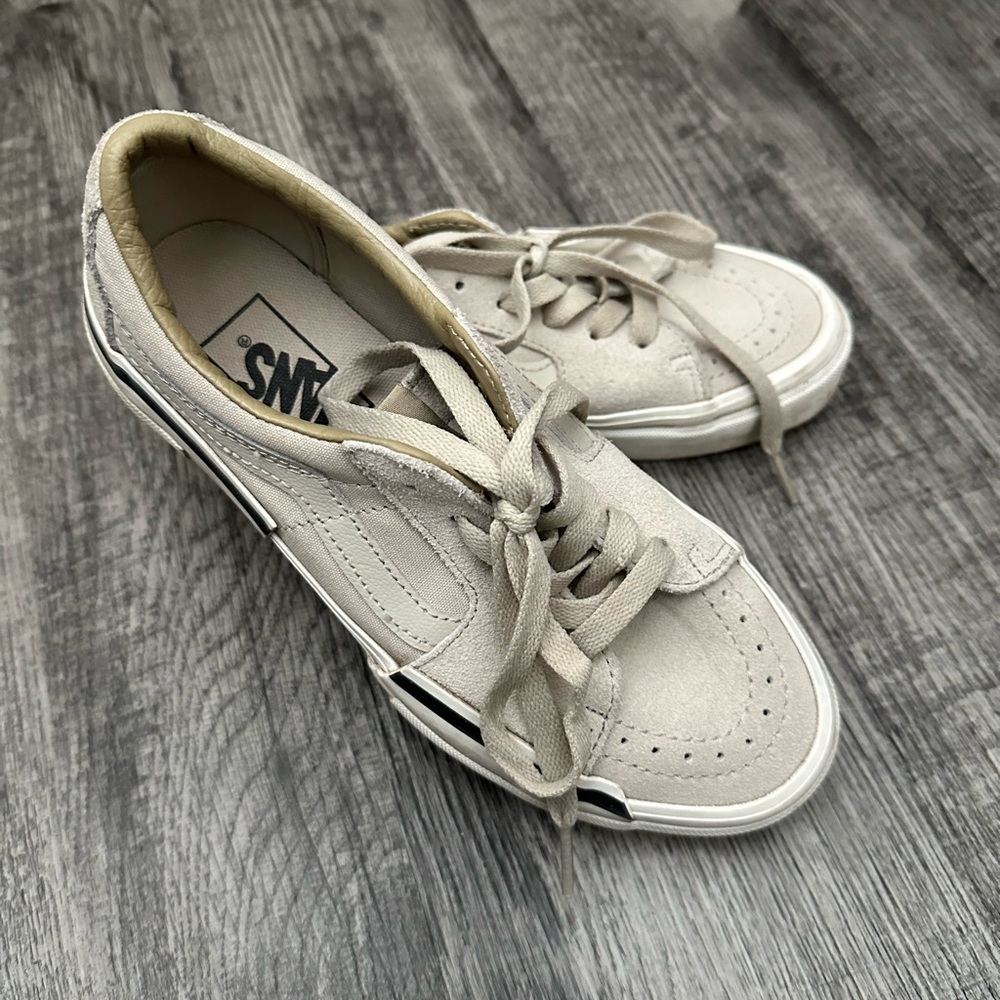 Vans Sneakers - Women’s 7 - Tan